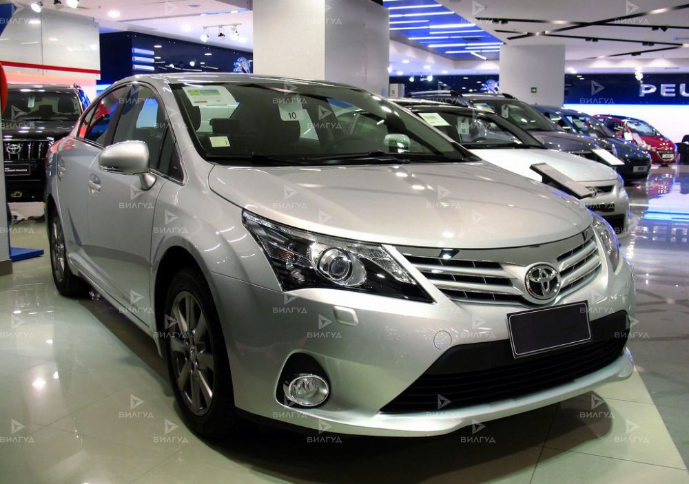 Регулировка клапанов двигателя Toyota Avensis