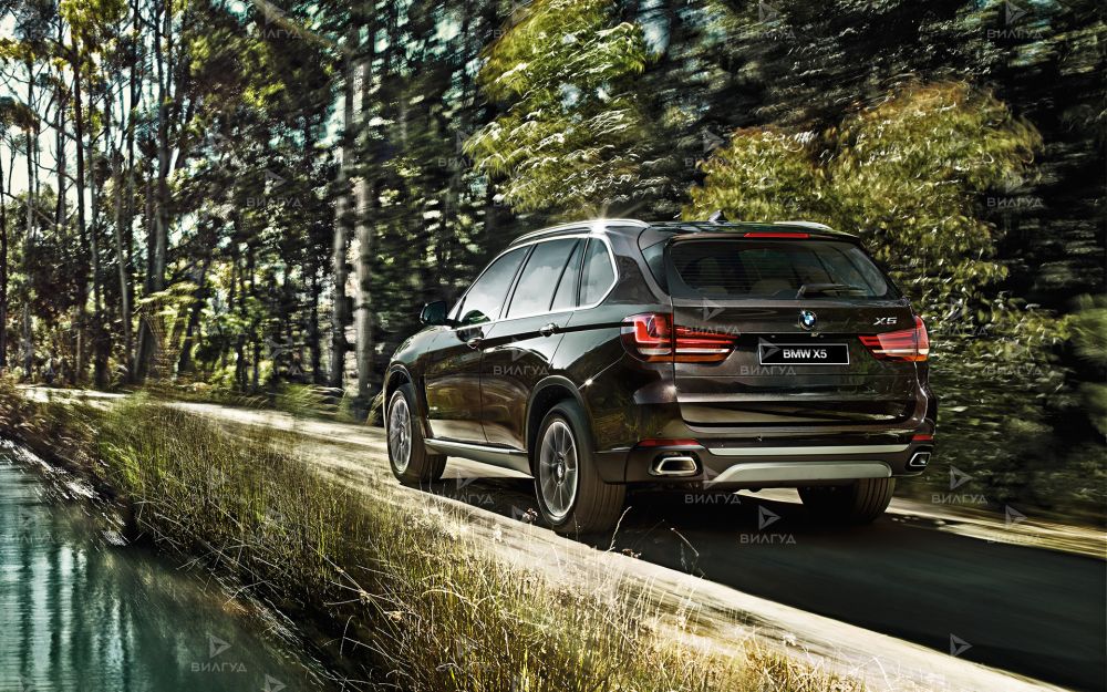 Замена подшипника задней ступицы BMW X5 Замена подшипника задней ступицы BMW X5