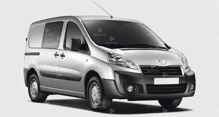 Замена свечей зажигания Peugeot Expert